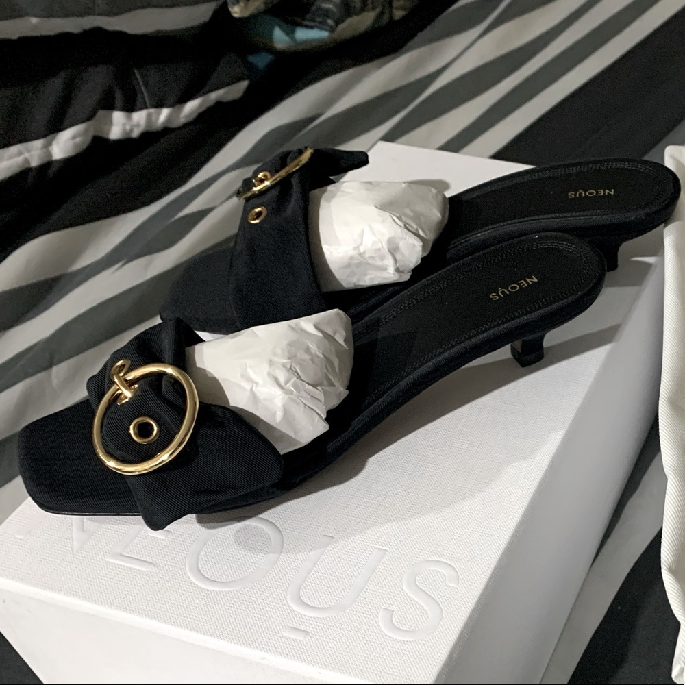 Neous black heze mules (Brand new)